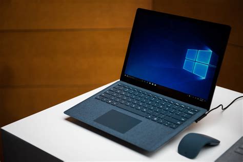 Microsoft Unveils New Surface Laptop Featuring Windows