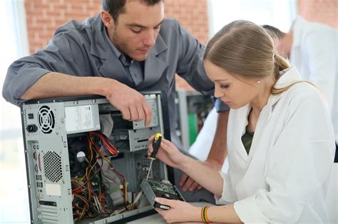 Things To Consider When Starting A Computer Repair Business